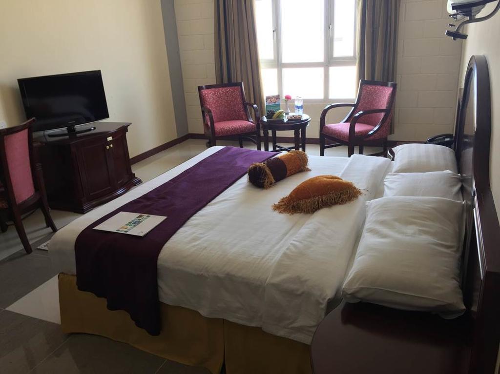 Hotel Ras Al Hadd Beach Holiday Szúr Kültér fotó